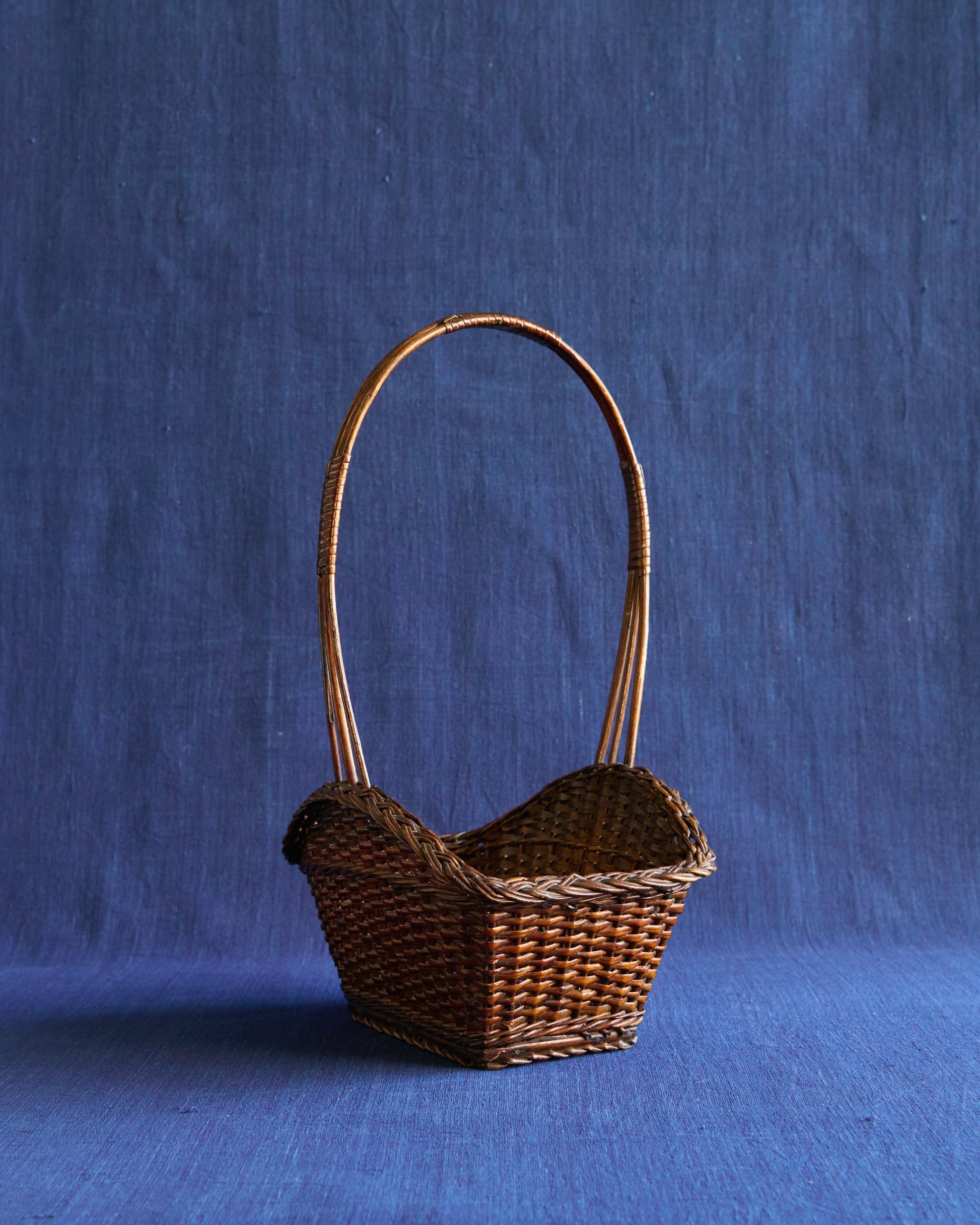 Panier de Montmartre - Sculptural Rattan Basket