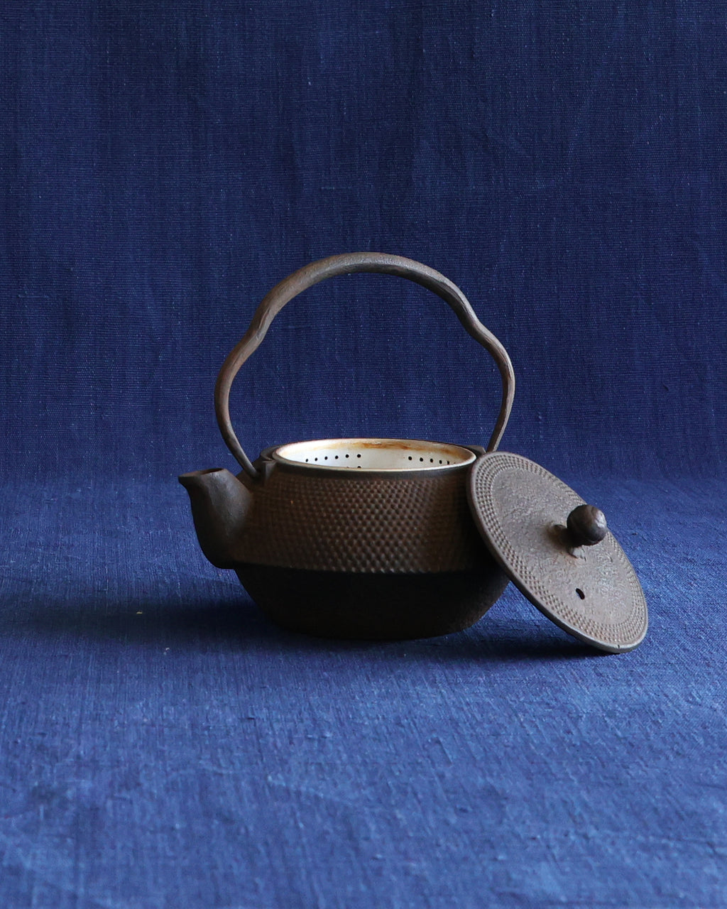 Brown Arare Pattern Teapot