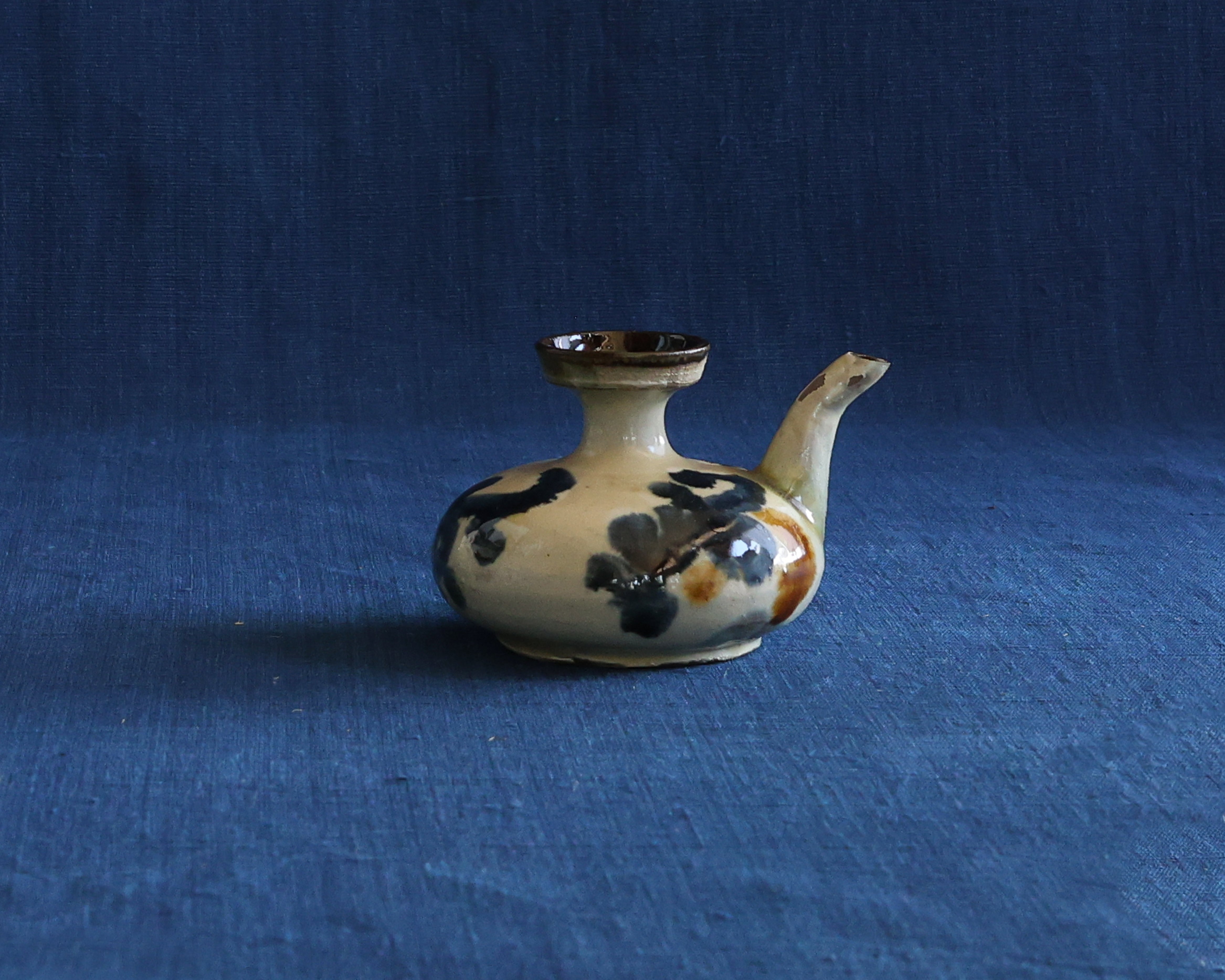 Japanese Slipware Spouted Vessel