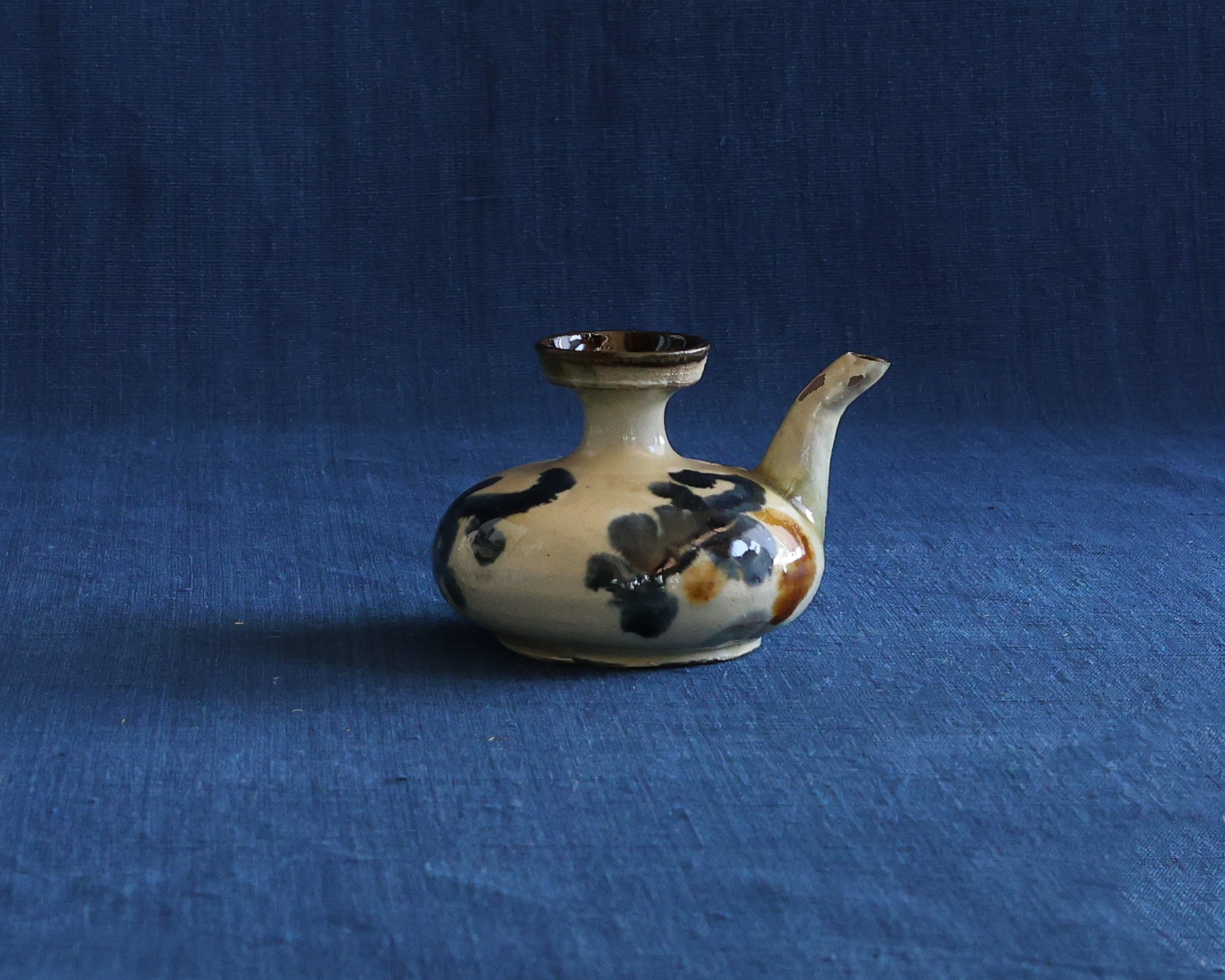 Japanese Slipware Spouted Vessel