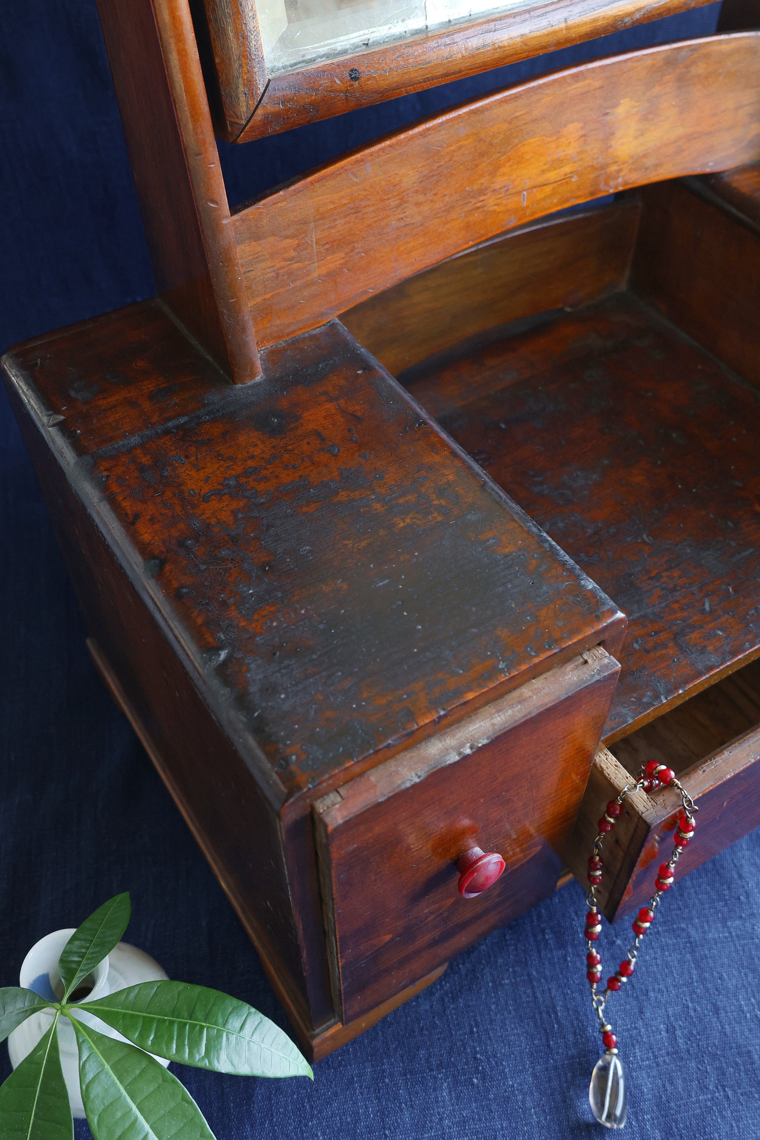 Japanese Hinoki & Keyaki Vanity