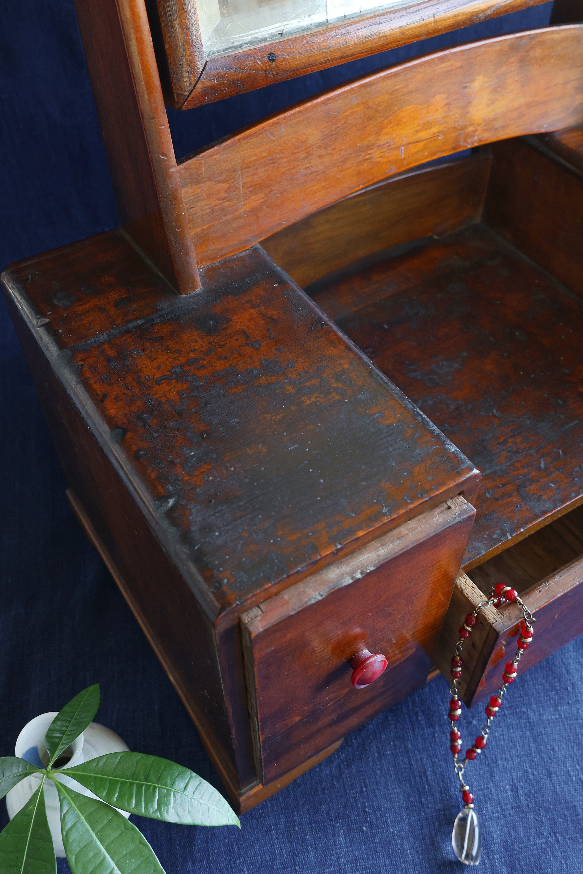 Japanese Hinoki & Keyaki Vanity